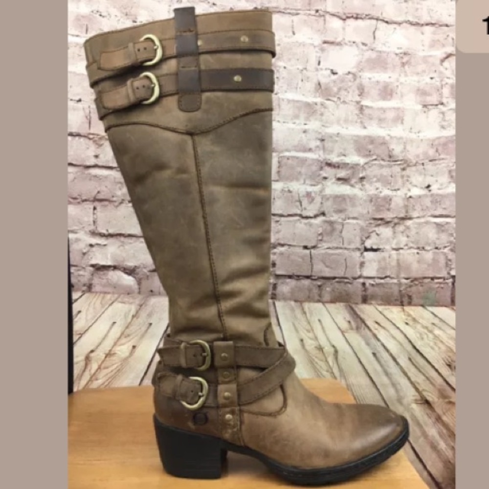 Women’s BORN Tall brown Leather Boots Buckle 5